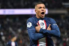 L'avenir de Mbappé reste un mystère